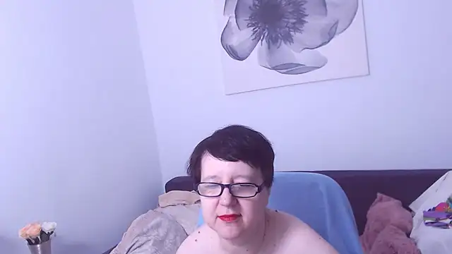 ChristaRose online show from 10/12/25, 01:21