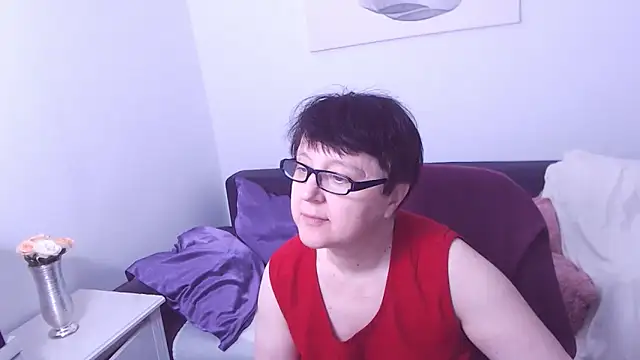 ChristaRose online show from 11/09/25, 02:37