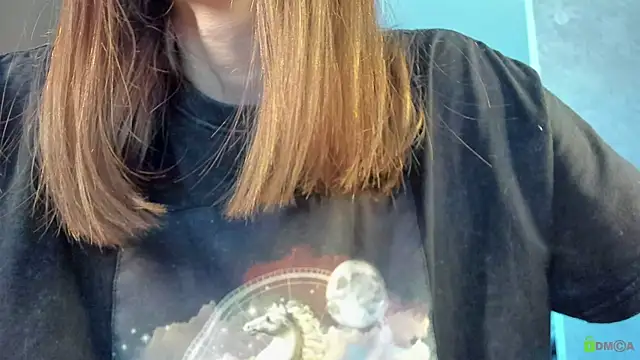 Snapshot of Courtney_Luv chatting on 09/18/25, 10:39 Courtney Luv online show from 09/18/25, 10:39