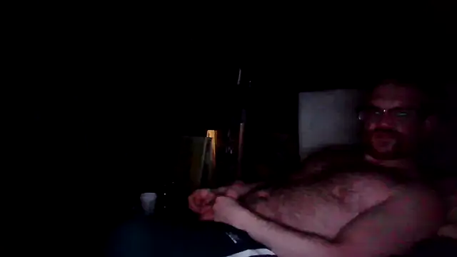 Snapshot of ryankurt5247 chatting on 04/02/26, 01:31 ryankurt5247 online show from 04/02/26, 01:31