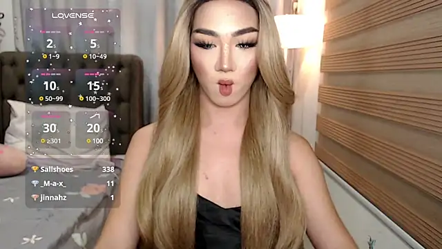 Local Hoelyx online show from 12/26/24, 10:05