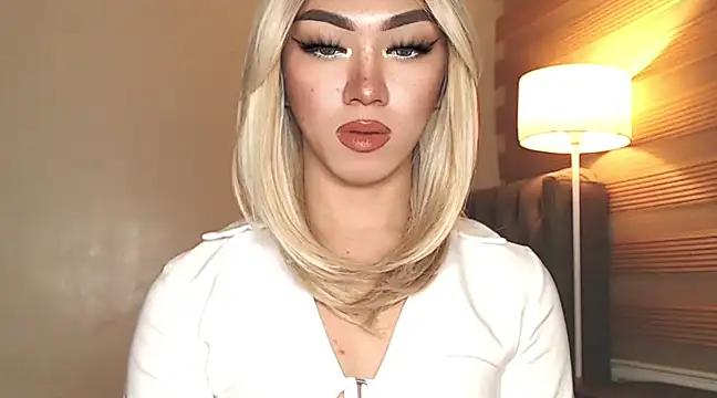 Local Hoelyx online show from 02/11/25, 06:55