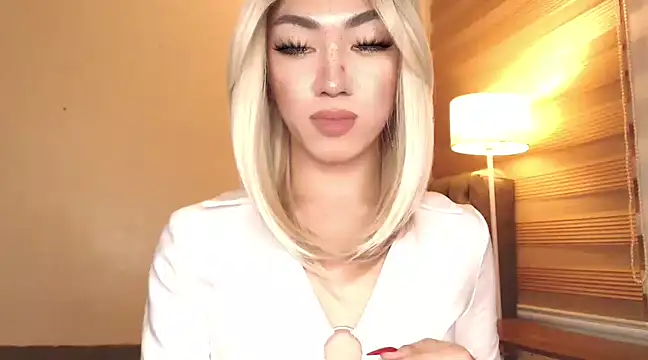 Local Hoelyx online show from 02/24/25, 07:33