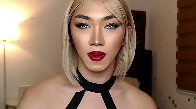 Local Hoelyx online show from 03/19/25, 08:34