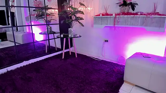 Snapshot of _liathompsom09 chatting on 02/21/25, 11:21 liathompsom09 online show from 02/21/25, 11:21