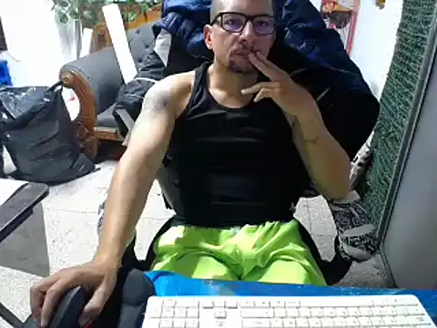 alexam galxh online show from 03/05/25, 03:40