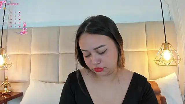 AnaisClark online show from 01/22/25, 11:23