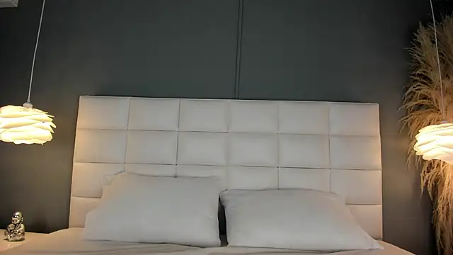 AnaisClark online show from 03/08/25, 11:27