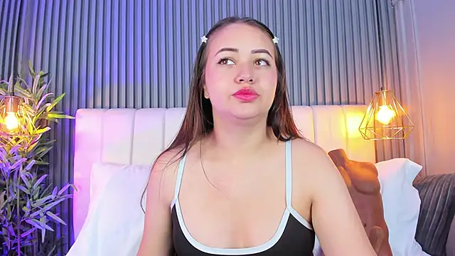 AnaisClark online show from 10/10/25, 11:31