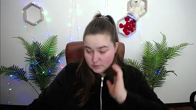 XX Daniella XX online show from 03/06/26, 09:17