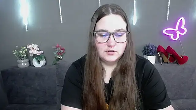 XX Daniella XX online show from 05/11/26, 06:30