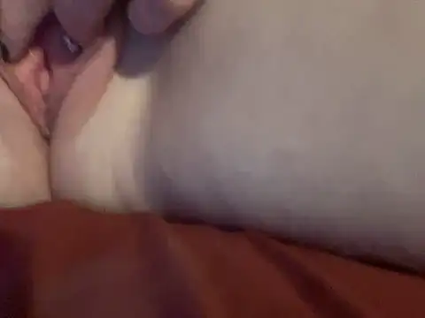 Snapshot of ToysRus24 chatting on 01/10/25, 06:17 ToysRus24 online show from 01/10/25, 06:17