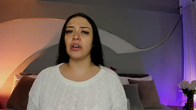 Nicolle W online show from 04/11/26, 11:47