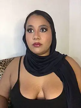 Maryam yamal online show from 03/17/26, 10:02