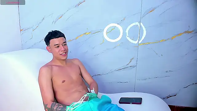 SecretsParty online show from 11/01/25, 08:22