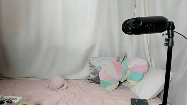 susy angel online show from 09/24/25, 11:46