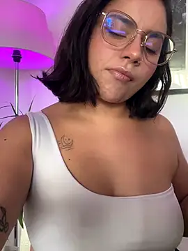 susy angel online show from 10/12/25, 09:36