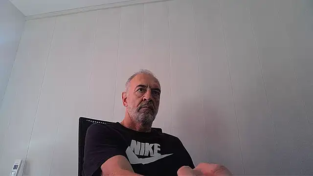 Snapshot of Herba_Mare chatting on 01/14/25, 12:03 Herba Mare online show from 01/14/25, 12:03