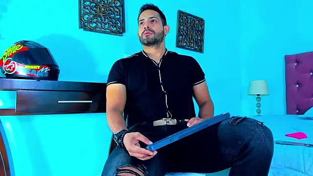 Snapshot of JorsMontero chatting on 02/08/25, 12:39 JorsMontero online show from 02/08/25, 12:39