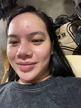 Hebefemme online show from 12/20/25, 08:38