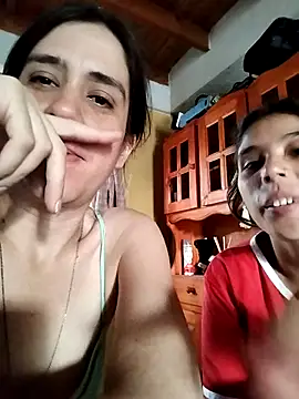 mariamac420 online show from 03/05/25, 09:59