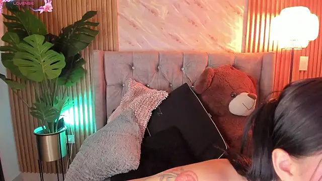 karol green  online show from 04/20/26, 05:10