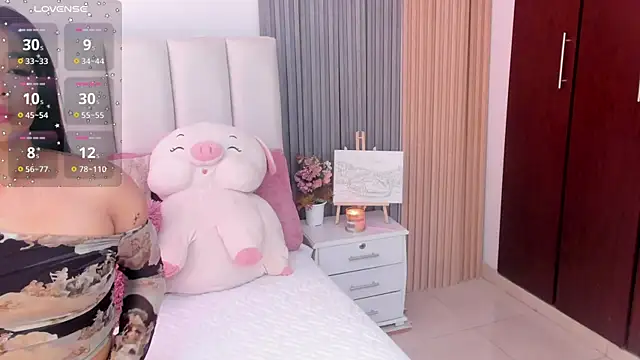 Skcarlet beckett online show from 09/18/25, 02:08