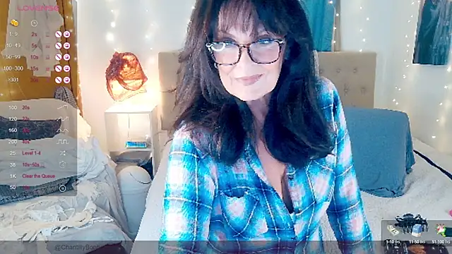 ChantillyBonbon online show from 02/12/25, 09:22