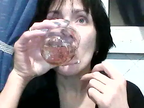 Snapshot of SunnyAmorre chatting on 12/31/24, 10:23 SunnyAmorre online show from 12/31/24, 10:23