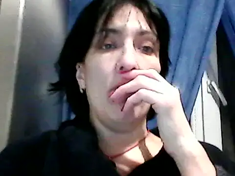 Snapshot of SunnyAmorre chatting on 02/10/25, 09:47 SunnyAmorre online show from 02/10/25, 09:47