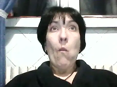 Snapshot of SunnyAmorre chatting on 03/05/25, 10:32 SunnyAmorre online show from 03/05/25, 10:32