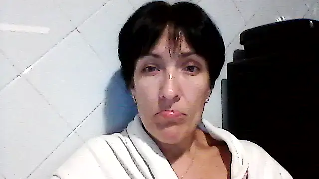 Snapshot of SunnyAmorre chatting on 09/10/25, 08:20 SunnyAmorre online show from 09/10/25, 08:20