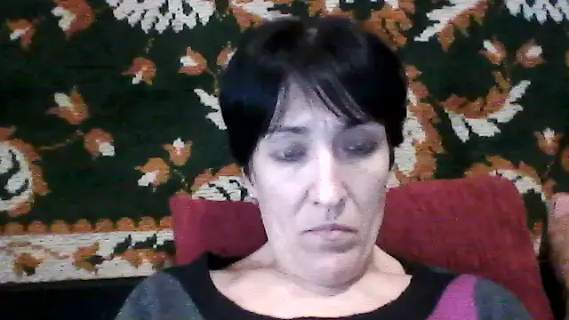 Snapshot of SunnyAmorre chatting on 10/16/25, 10:05 SunnyAmorre online show from 10/16/25, 10:05