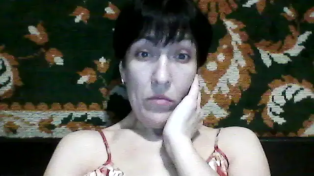 SunnyAmorre online show from 11/27/25, 09:39