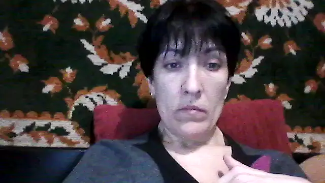 SunnyAmorre online show from 12/04/25, 12:36