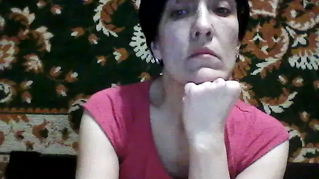 SunnyAmorre online show from 12/16/25, 09:09