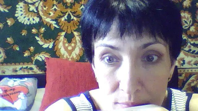 SunnyAmorre online show from 02/12/26, 09:37