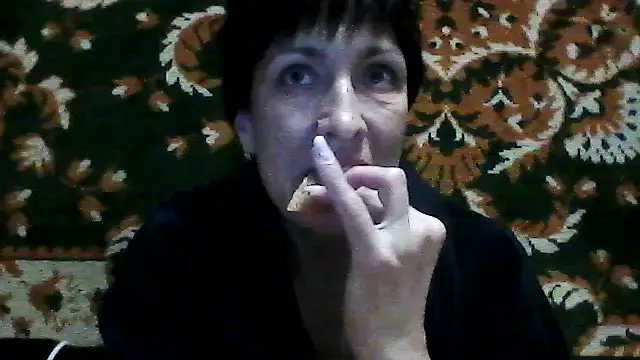 SunnyAmorre online show from 04/13/26, 08:25