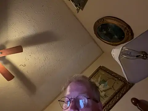 jck1m0t online show from 04/24/26, 12:35