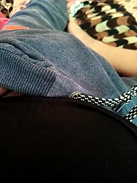 deshimund online show from 10/31/25, 02:12