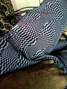 deshimund online show from 11/30/25, 01:42