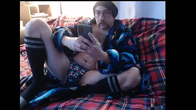 whiskyjane69 online show from 11/18/25, 11:47