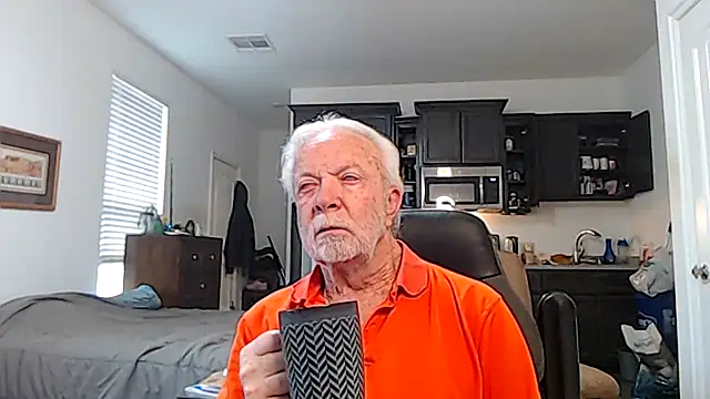 rockpoint69 online show from 10/25/25, 02:35