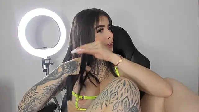 Ally Snow online show from 02/27/25, 12:34