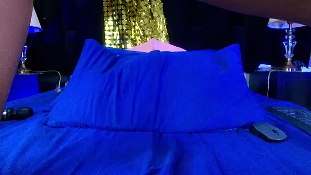 Snapshot of shelsyloreds chatting on 02/07/25, 06:13 shelsyloreds online show from 02/07/25, 06:13