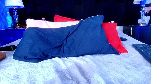 Snapshot of shelsyloreds chatting on 02/24/25, 03:09 shelsyloreds online show from 02/24/25, 03:09