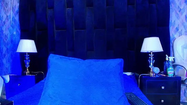 Snapshot of shelsyloreds chatting on 03/08/25, 12:20 shelsyloreds online show from 03/08/25, 12:20