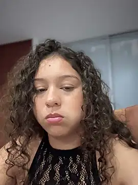 Shara dreams online show from 02/09/25, 03:53