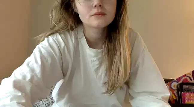 Snapshot of collegeslay chatting on 12/26/24, 12:49 collegeslay online show from 12/26/24, 12:49