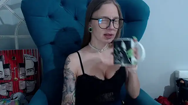 Snapshot of alexandra_zaryanova chatting on 03/21/25, 04:29 alexandra zaryanova online show from 03/21/25, 04:29